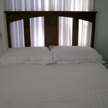 Haven Of Peace And Garden Cottage Hermanus Oda fotoğraf